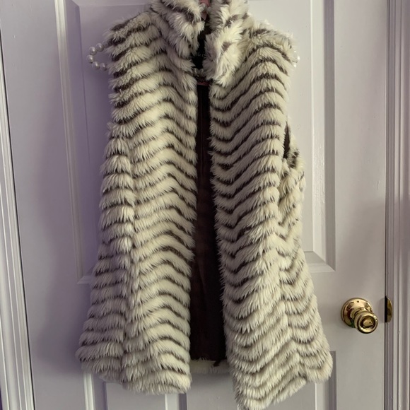 Jackets & Blazers - Faux Fur Vest